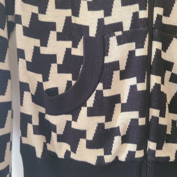 L.A.M.B Houndstooth Hoodie - Picture 4 of 7